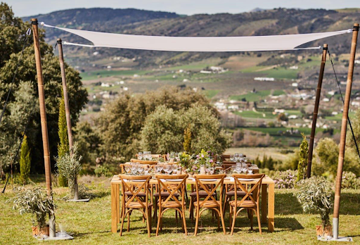 Tipos de espacios ideales para eventos Navideños de empresa