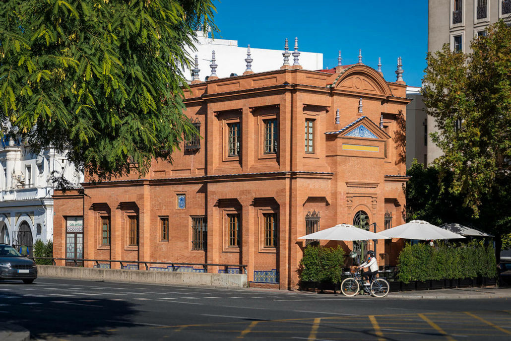 Casa Ani en Sevilla para una cena de empresa de Navidad con fiesta