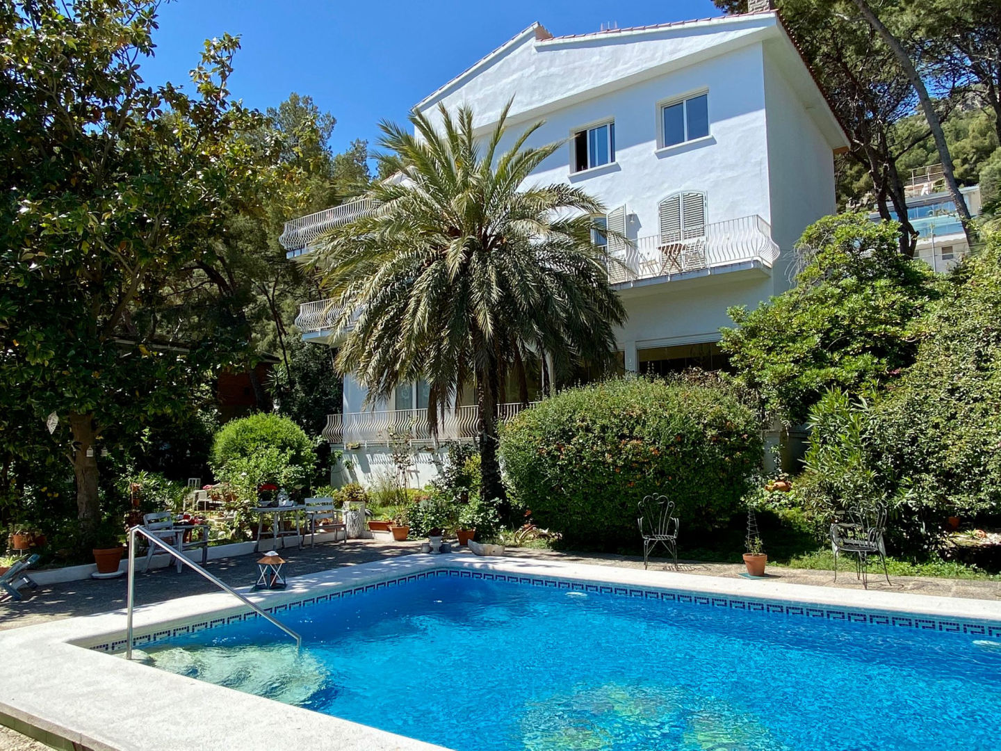 Jardín privado en Barcelona para una despedida de soltera tranquila