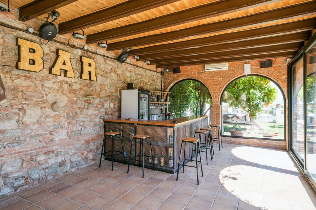 Masía Modernista Castellar en Castellar del Valles: masía con barbacoa para eventos por horas, foto 2
