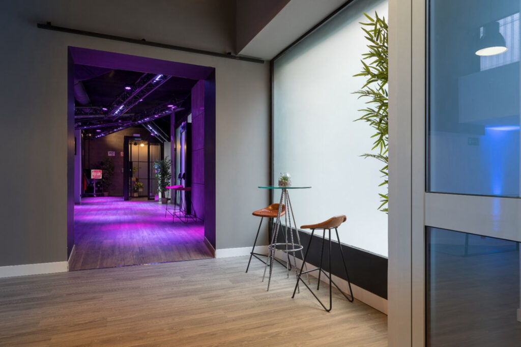 Sala para eventos en Madrid: sala de eventos, interior, para eventos por horas, foto 1