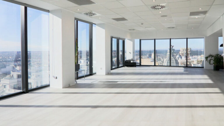 Saint Lu en Madrid: terraza con vistas para eventos por horas, foto 1