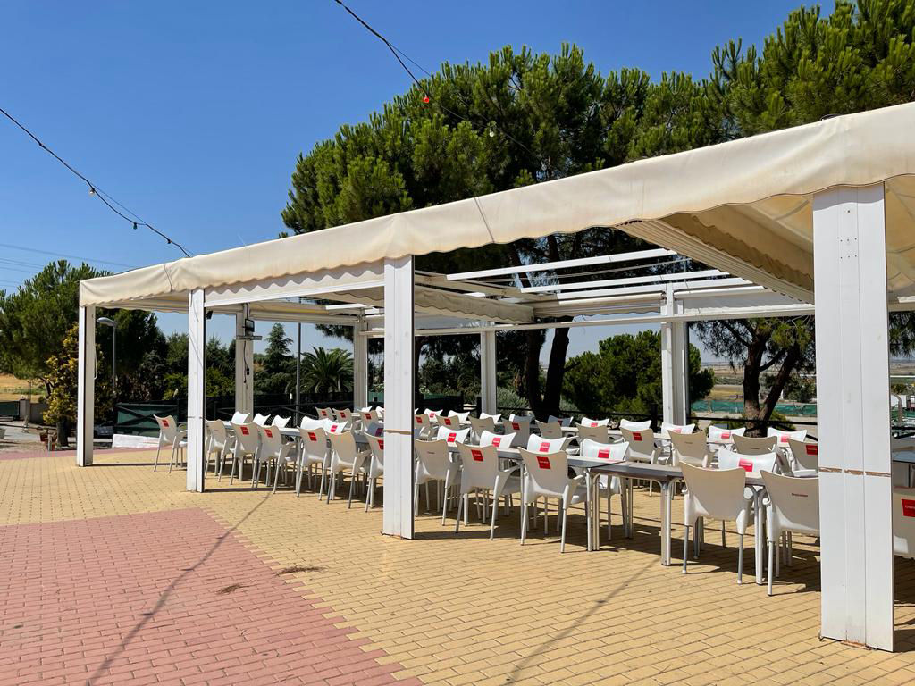 Finca con jardín para la comida de Navidad de empresa en Madrid